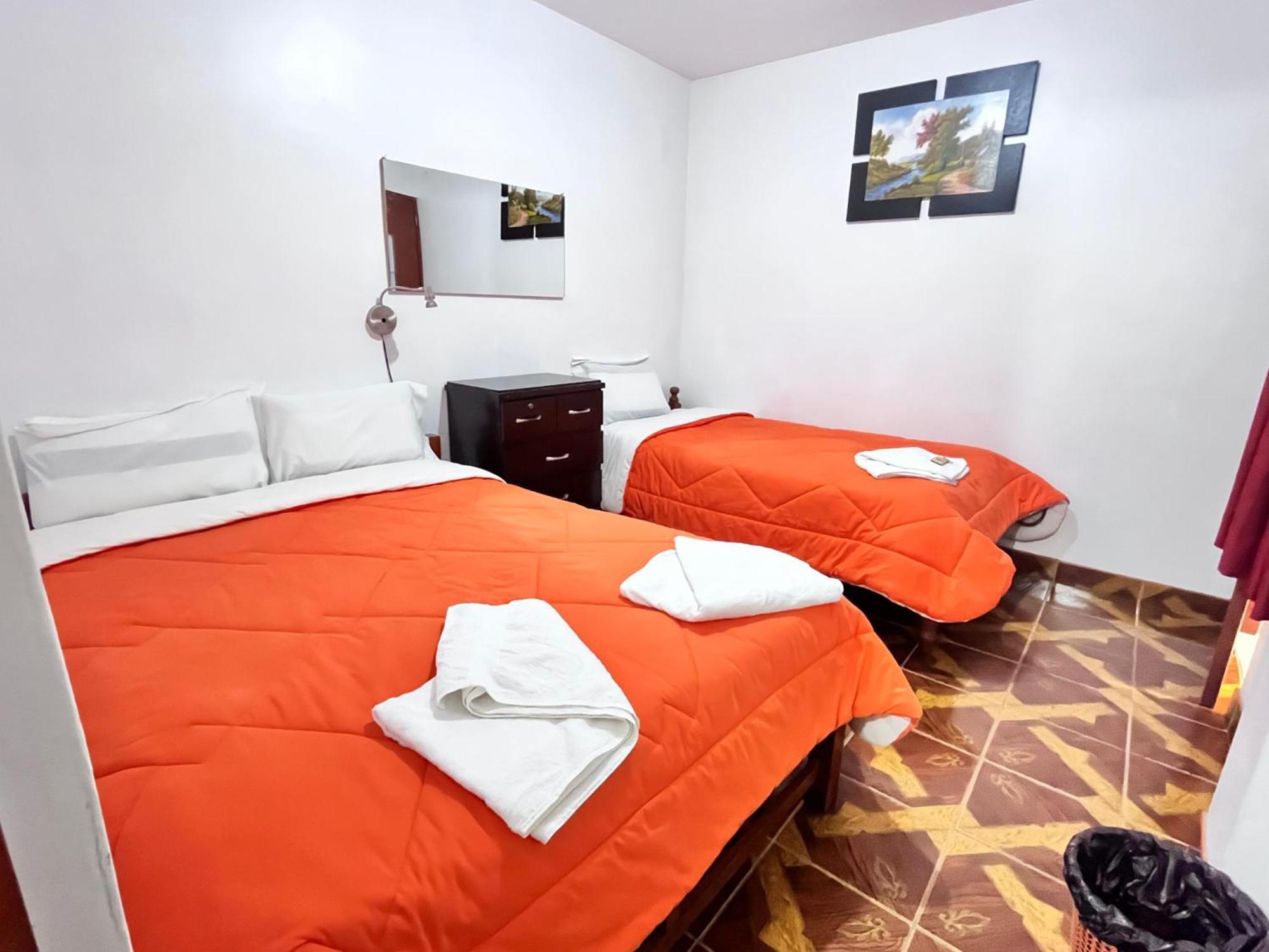 Sunrise Guest House Уарас Екстер'єр фото