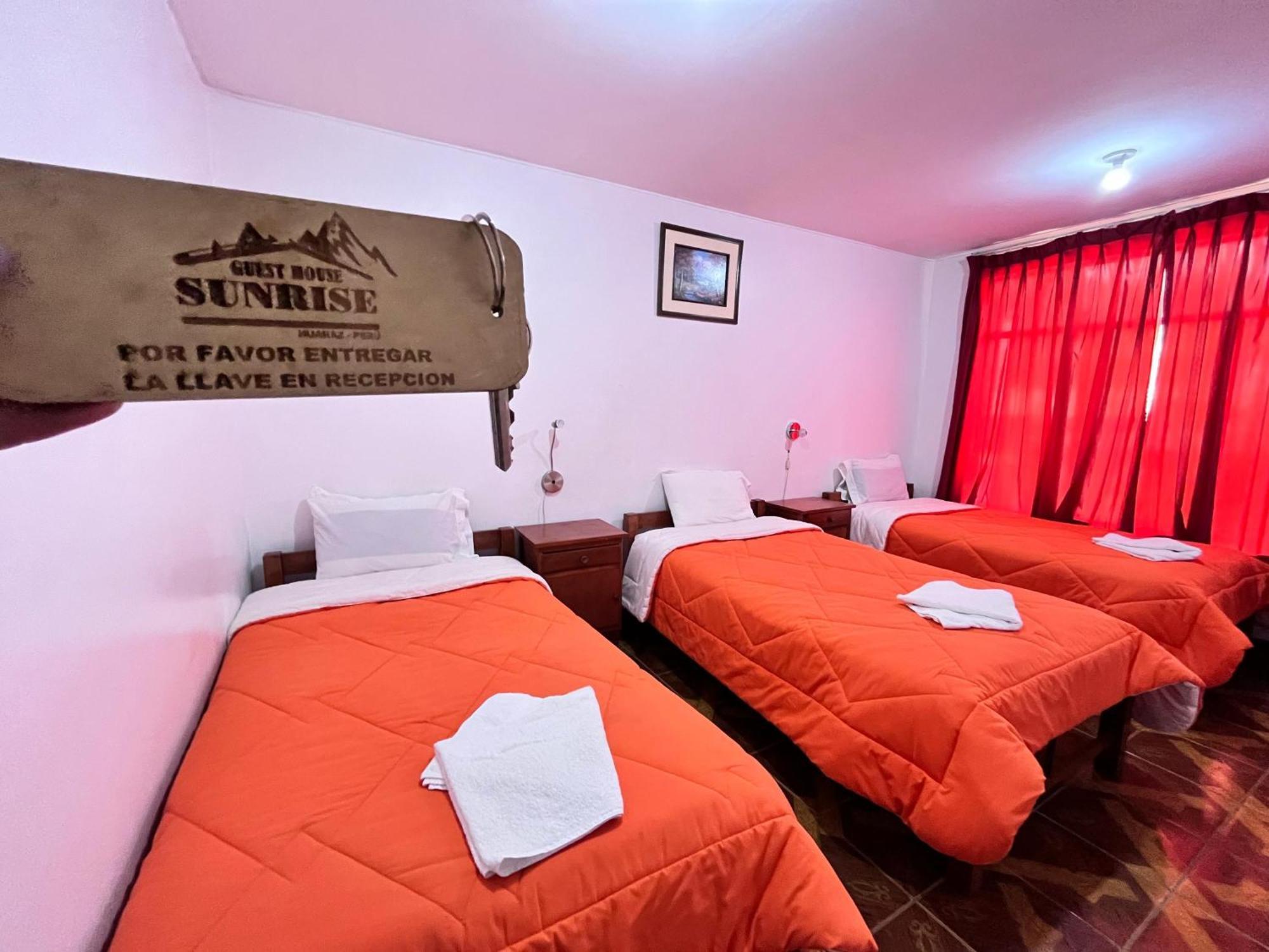 Sunrise Guest House Уарас Екстер'єр фото