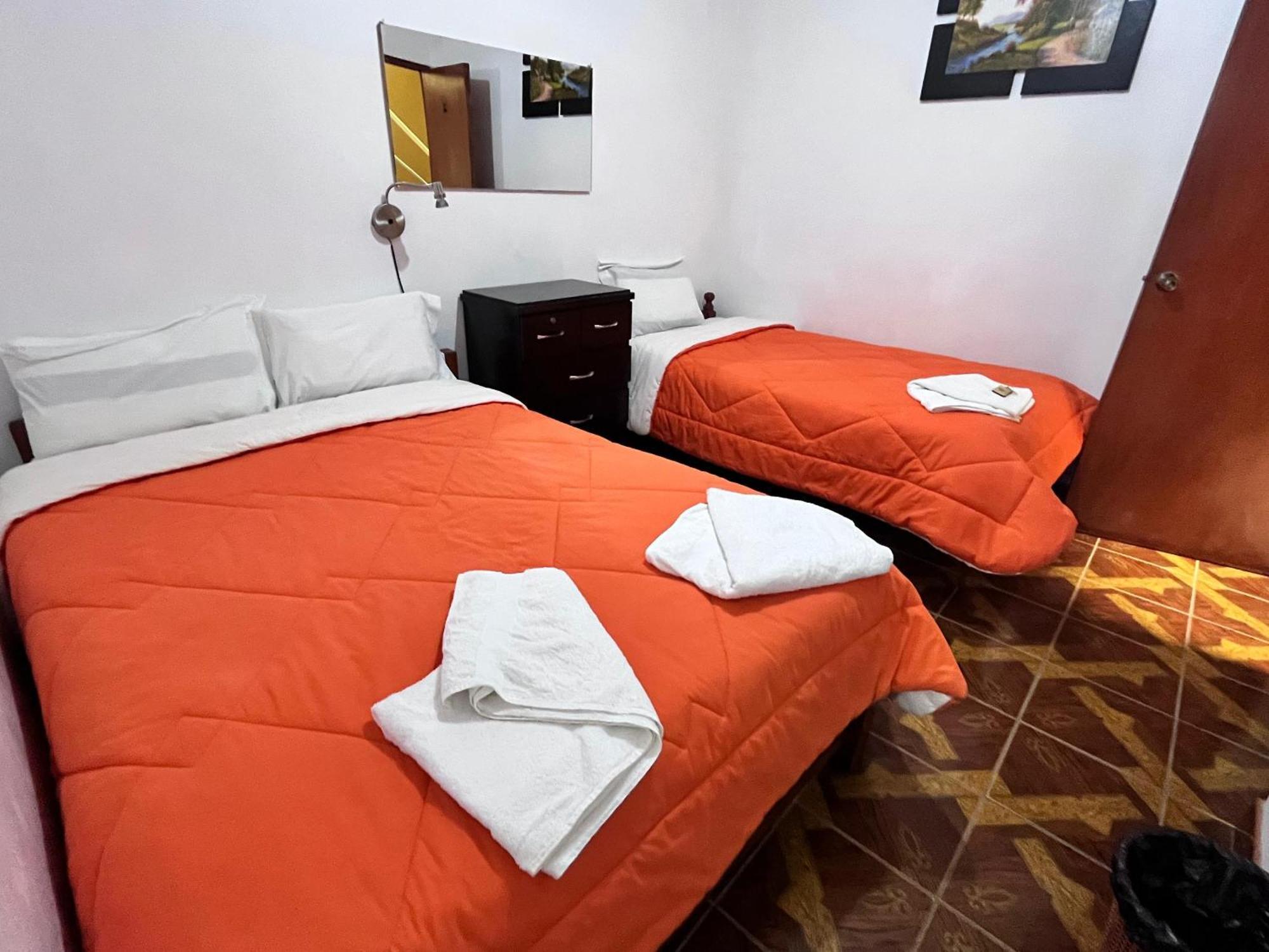 Sunrise Guest House Уарас Екстер'єр фото